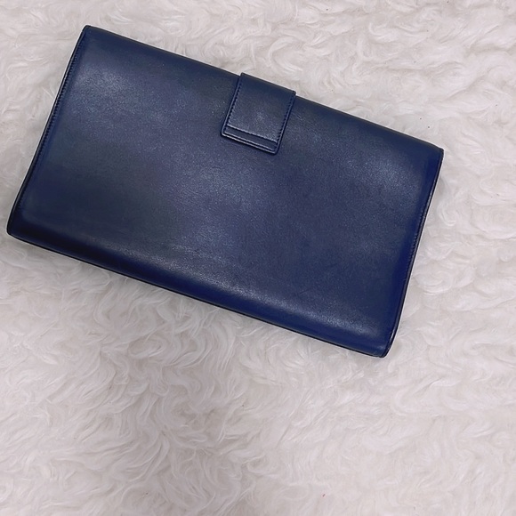 Saint Laurent Y Ligne Clutch - Picture 3 of 10